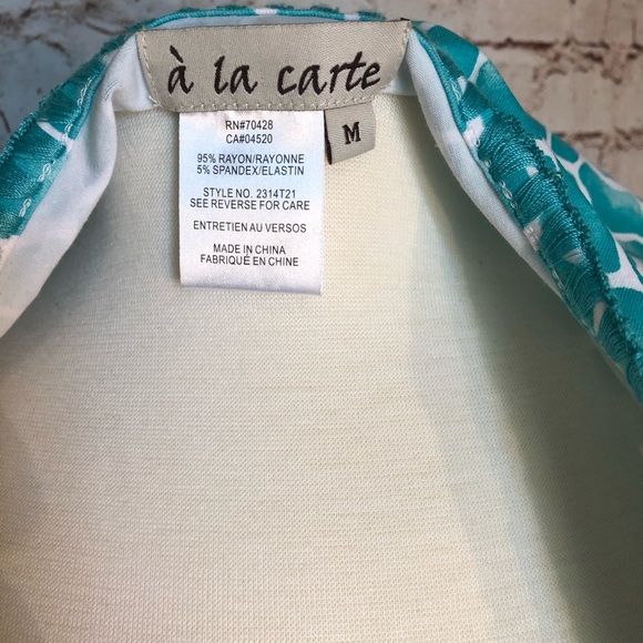 Turquoise Animal print active top - Picture 5 of 5